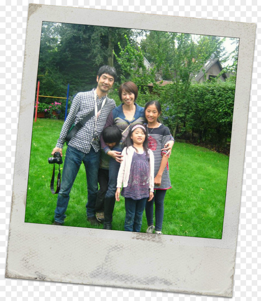 Family Lawn Green House Picture Frames PNG