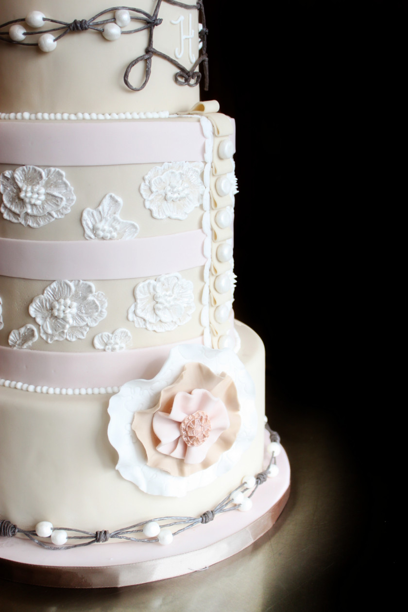 Wedding Cake Frosting & Icing Cupcake PNG