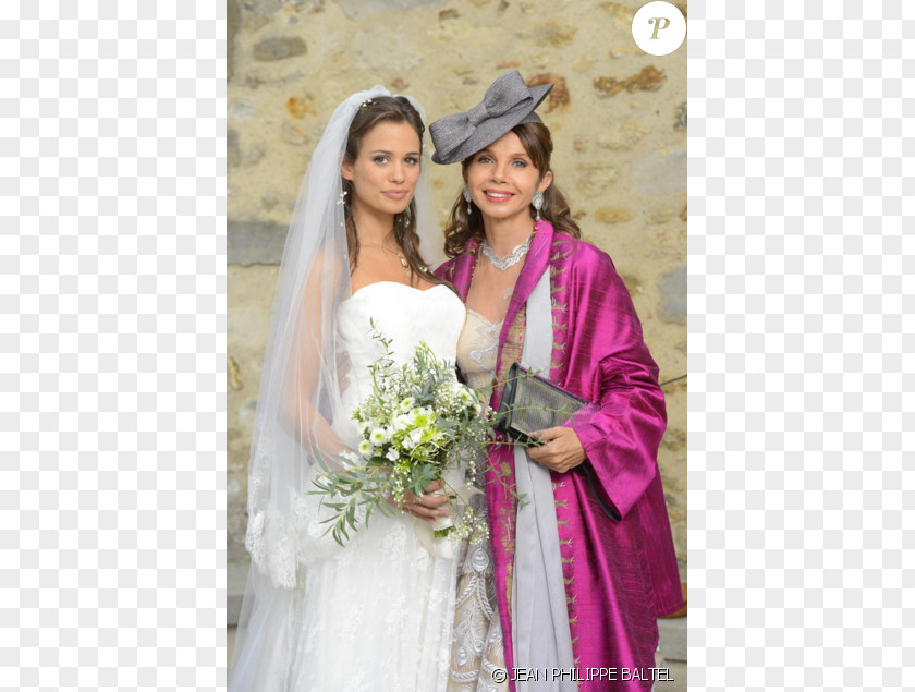 Family Clem Boissier Marriage Caroline Saison 5 De 8 PNG