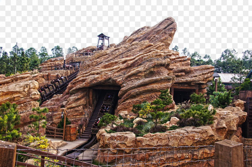 Disney Tourist Attractions Hong Kong Disneyland Big Thunder Mountain Railroad Splash The Walt Company PNG