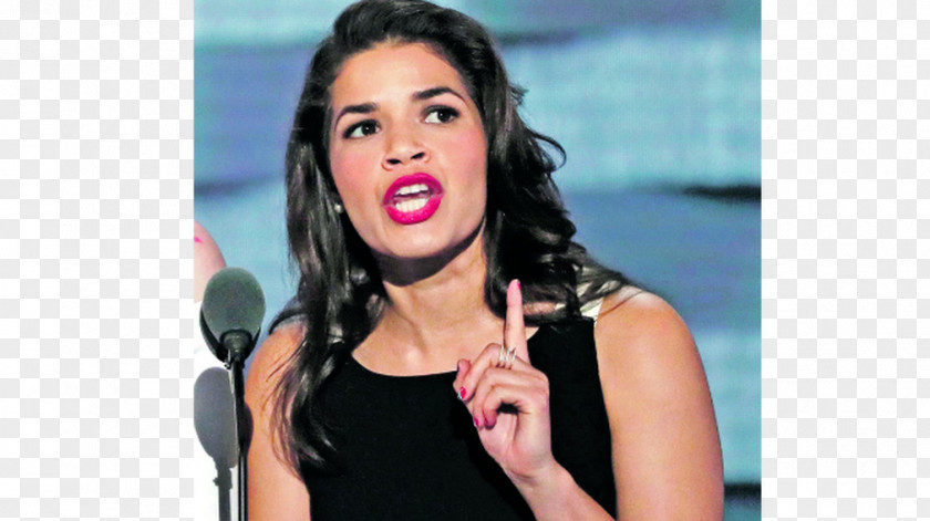 America Ferrera Microphone Discourse Actor Democratic National Convention PNG
